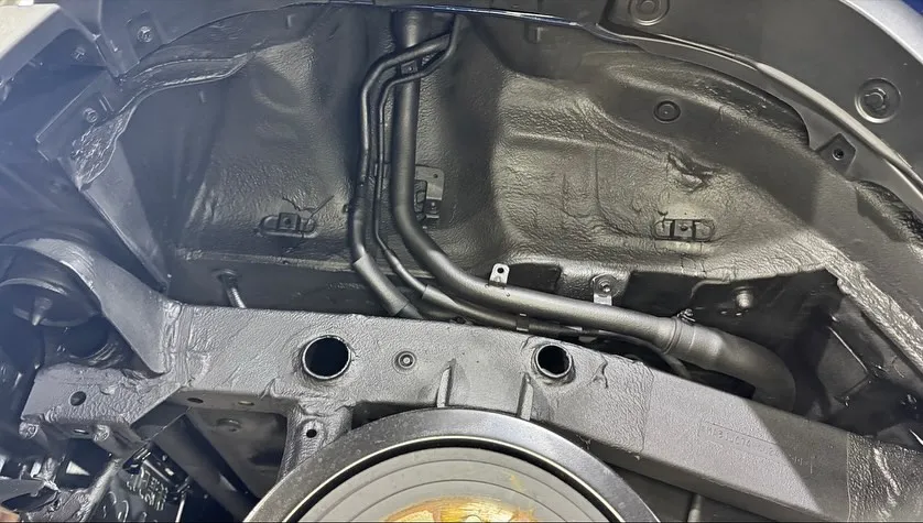 ウルト LOSEIL 特殊三層コーティング施工車両