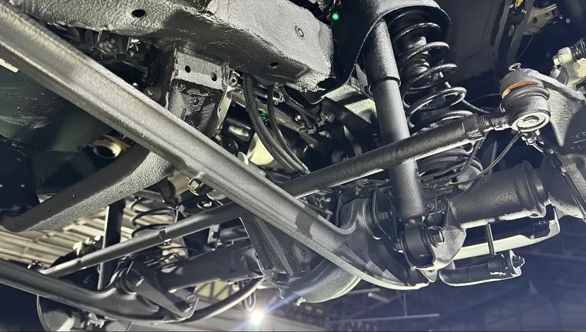 ウルト LOSEIL 特殊三層コーティング施工車両