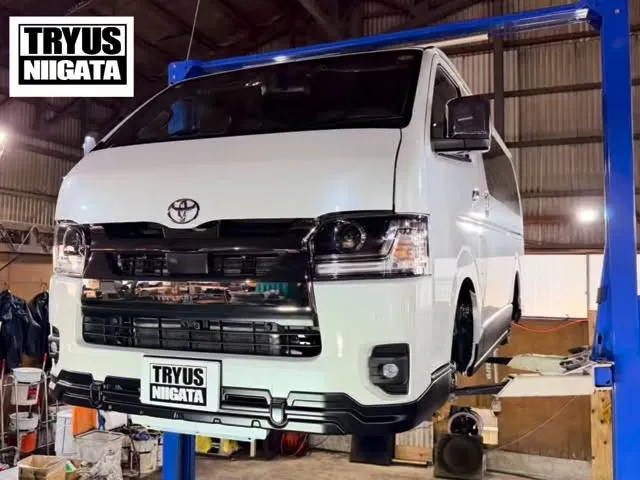 🚐🔥 ハイエース × 下廻り防錆施工 🔥🚐